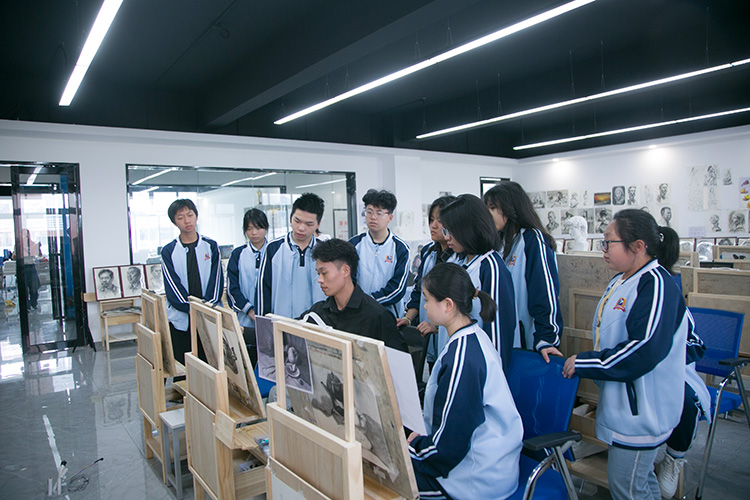 中职升学渠道打通，中职生也能上本科，读研究生？