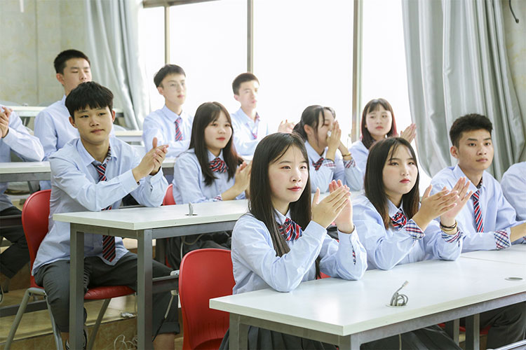 职教高考VS普通高考：通往大学的双轨制选择
