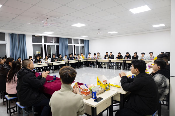 春启新程，技逐芳华——贵阳市新华电脑学校开学季，解锁数智成长新赛道